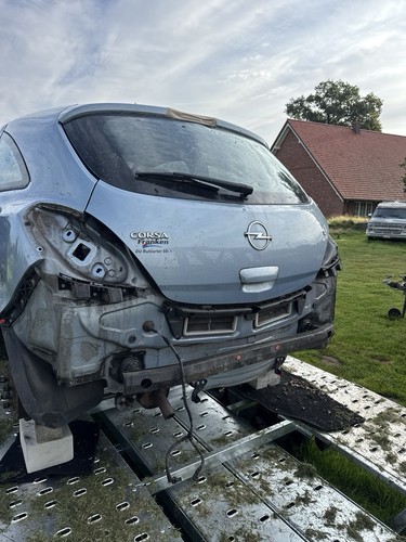 Opel corsa türer - opel,
